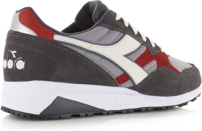 Diadora N902 Blauw Suede Lage sneakers Heren