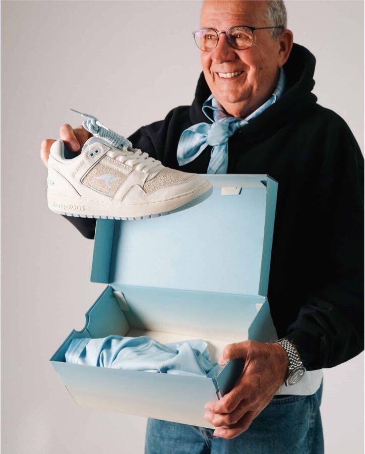 Kangaroos x Gramps | Hot Shot Lo Beige Leer Lage sneakers Unisex
