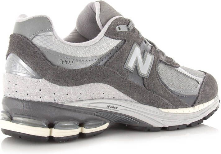 New Balance 2002R sneakers grijs Suede Unisex