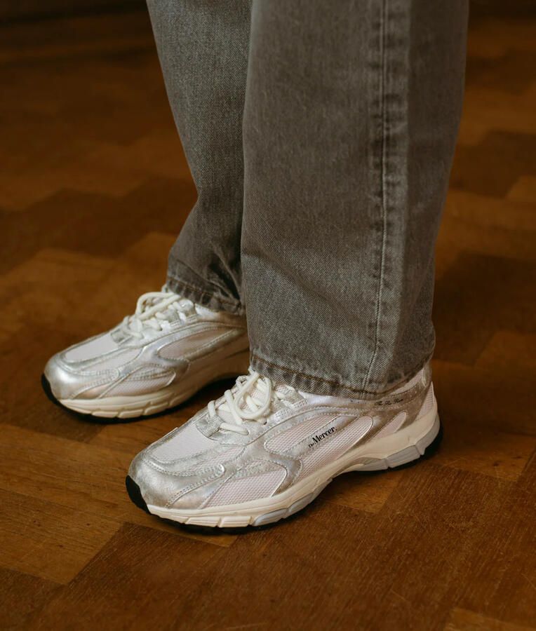 MERCER AMSTERDAM Lage Sneakers Dames The Re-run Metallic Maat: 43 Materiaal: Textiel Kleur: Wit - Foto 4