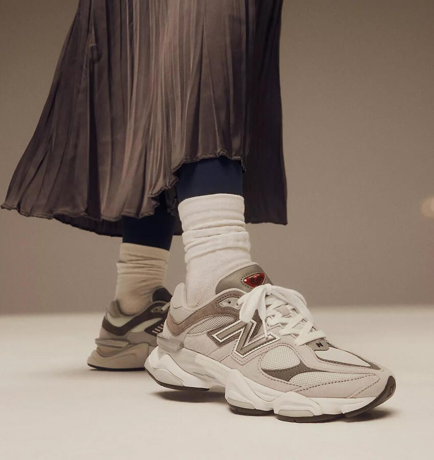 New Balance Comfortable Athletic Footwear with Premium Cushioning and Durable - Foto 18