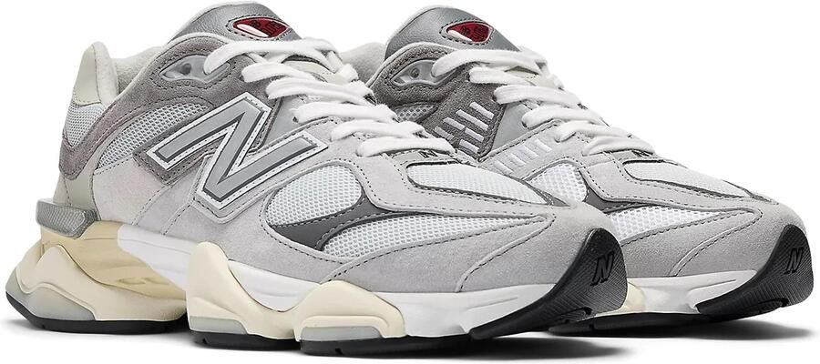 New Balance Comfortable Athletic Footwear with Premium Cushioning and Durable - Foto 19