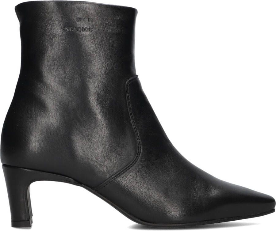 COPENHAGEN STUDIOS Enkellaarsjes Dames Cph296 Maat: 39 Materiaal: Leer Kleur: Zwart