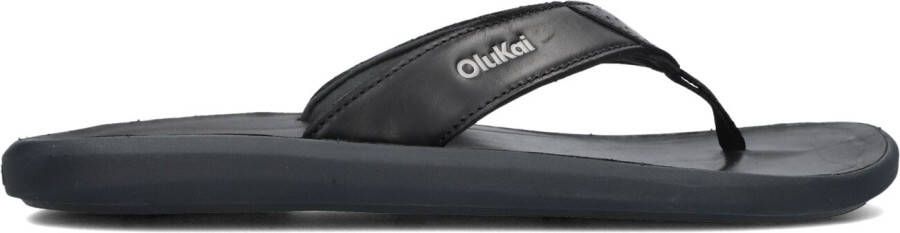 OLUKAI Teenslippers Heren Pili Maat: 45 Materiaal: Leer Kleur: Zwart