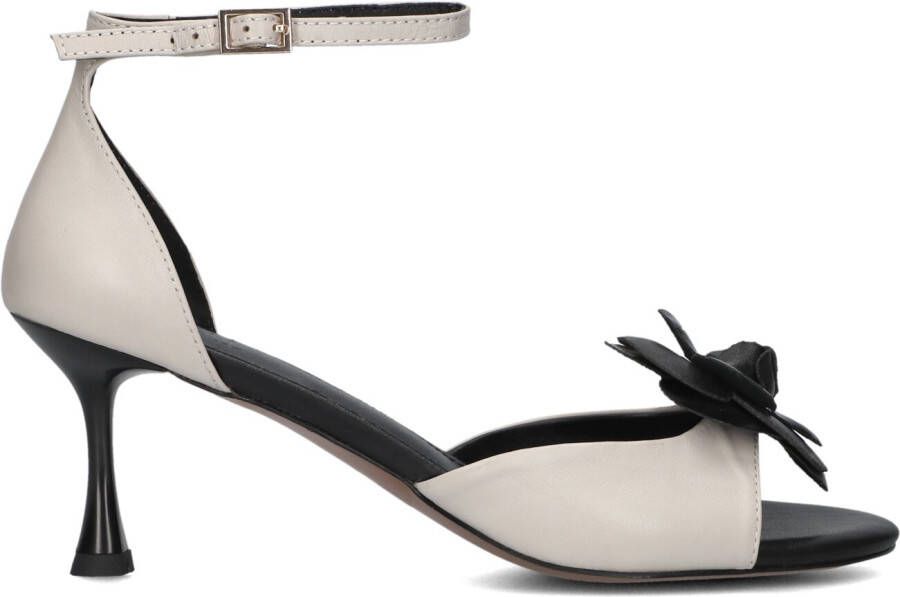 TORAL Pumps Dames Rita Maat: 39 Materiaal: Leer Kleur: Wit