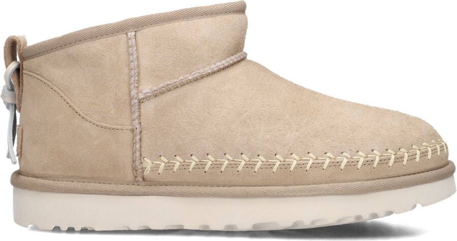 UGG Enkelboots Dames W Classic Ultra Mini Biarritz Maat: 41 Materiaal: Suède Kleur: Beige
