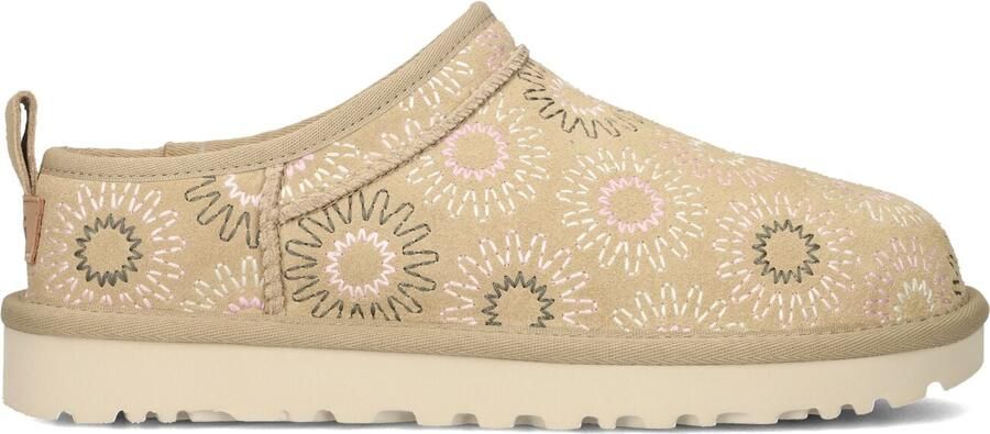 UGG Vachtlaarzen Dames W Classic Maat: 41 Materiaal: Suède Kleur: Beige - Foto 4