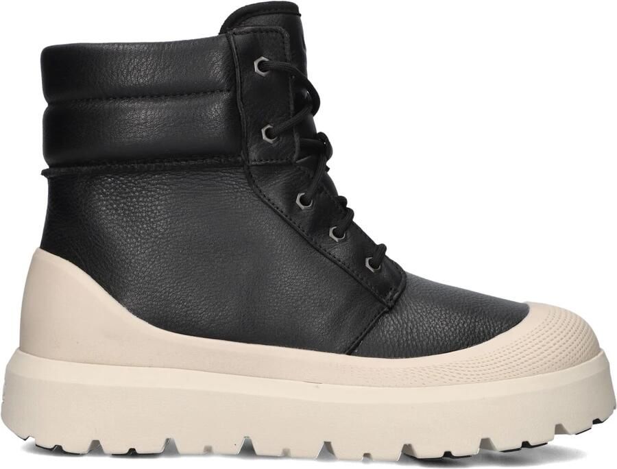 UGG Vachtlaarzen Heren Neumel High Weath Hybrid Maat: 43 Materiaal: Leer Kleur: Zwart