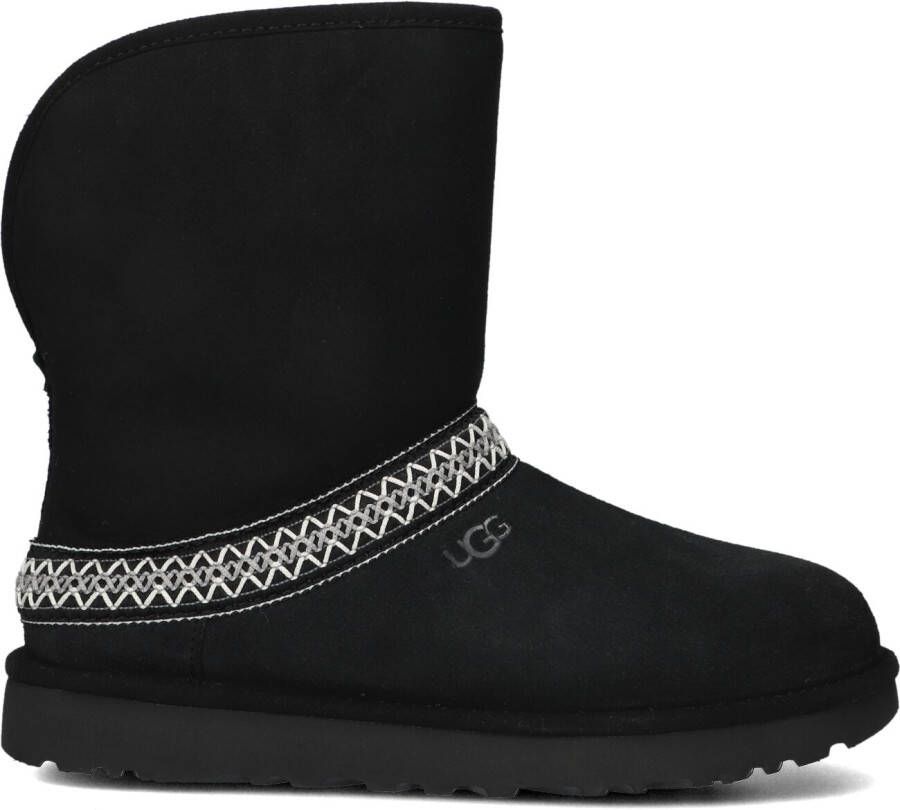 UGG Vachtlaarzen Dames Classic Short Crescent Maat: 43 Materiaal: Suède Kleur: Zwart