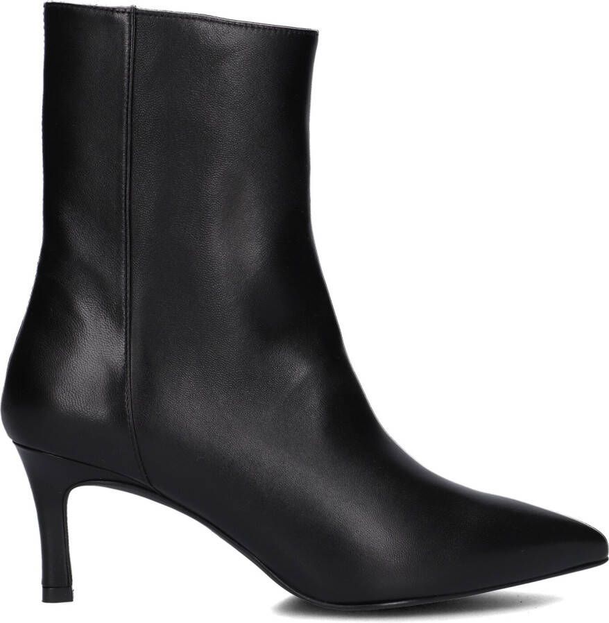 UNISA Enkellaarsjes Dames Loman Maat: 39 Materiaal: Leer Kleur: Zwart