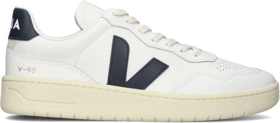 VEJA Lage Sneakers Dames V-90 Maat: 48 Materiaal: Leer Kleur: Wit