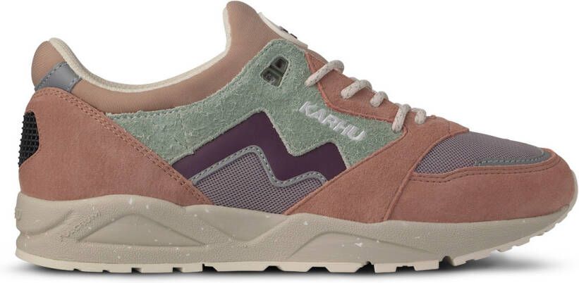 Karhu Aria Sneakers bruin