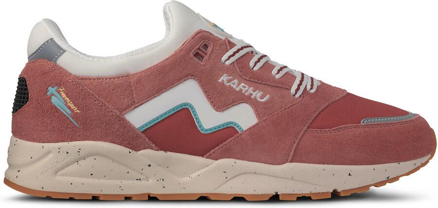 Karhu Aria Sneakers bruin