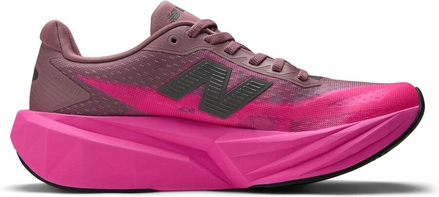 New Balance Women's FuelCell Rebel V5 Hardloopschoenen roze