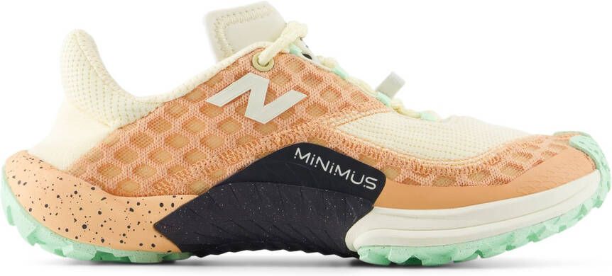 New Balance Women's Minimus Trail Trailrunningschoenen beige