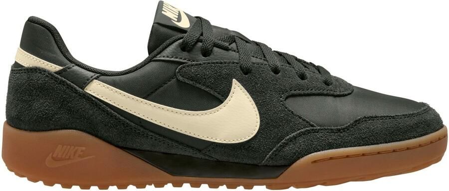 Nike Terra Manta Suede Sneakers zwart
