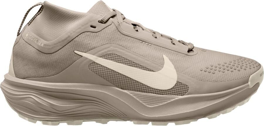 Nike Women's ACG Pegasus Trail GTX Trailrunningschoenen cream ii bruin