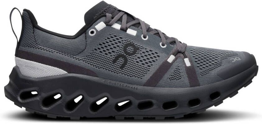 On Women's Cloudsurfer Trail Trailrunningschoenen grijs