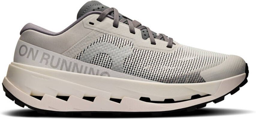 On Women's Cloudultra 3 Trailrunningschoenen grijs