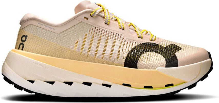 On Women's Cloudultra Pro Trailrunningschoenen beige