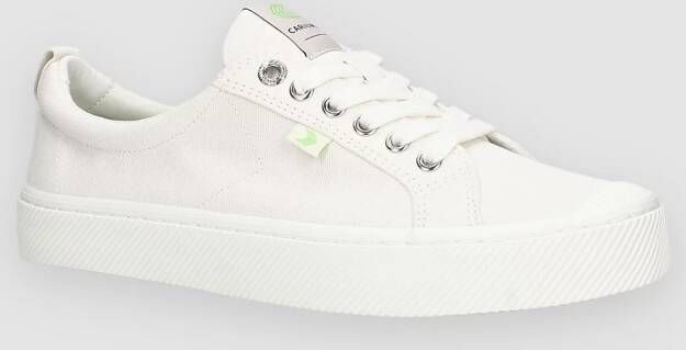 Cariuma Oca Low Schoenen Off White