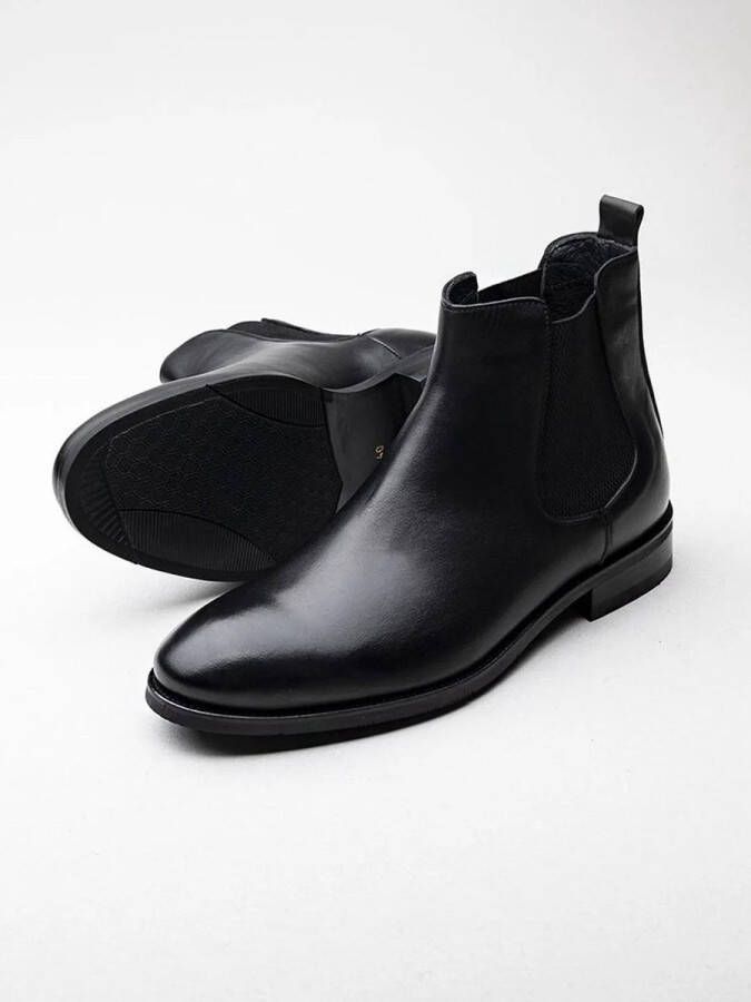 Actual Amsterdam Chelsea Boots Black