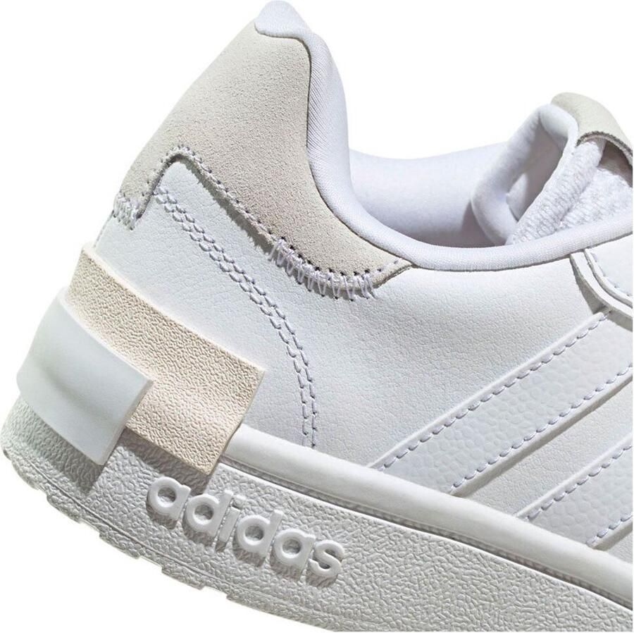 Adidas Sportswear Postmove Se Basketbal Schoenen Wit 1 3 Vrouw