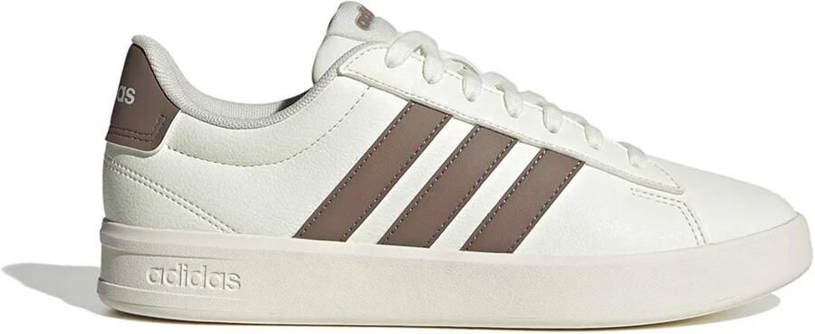 ADIDAS SPORTSWEAR Sneakers laag 'GRAND COURT 3.0' chocoladebruin offwhite