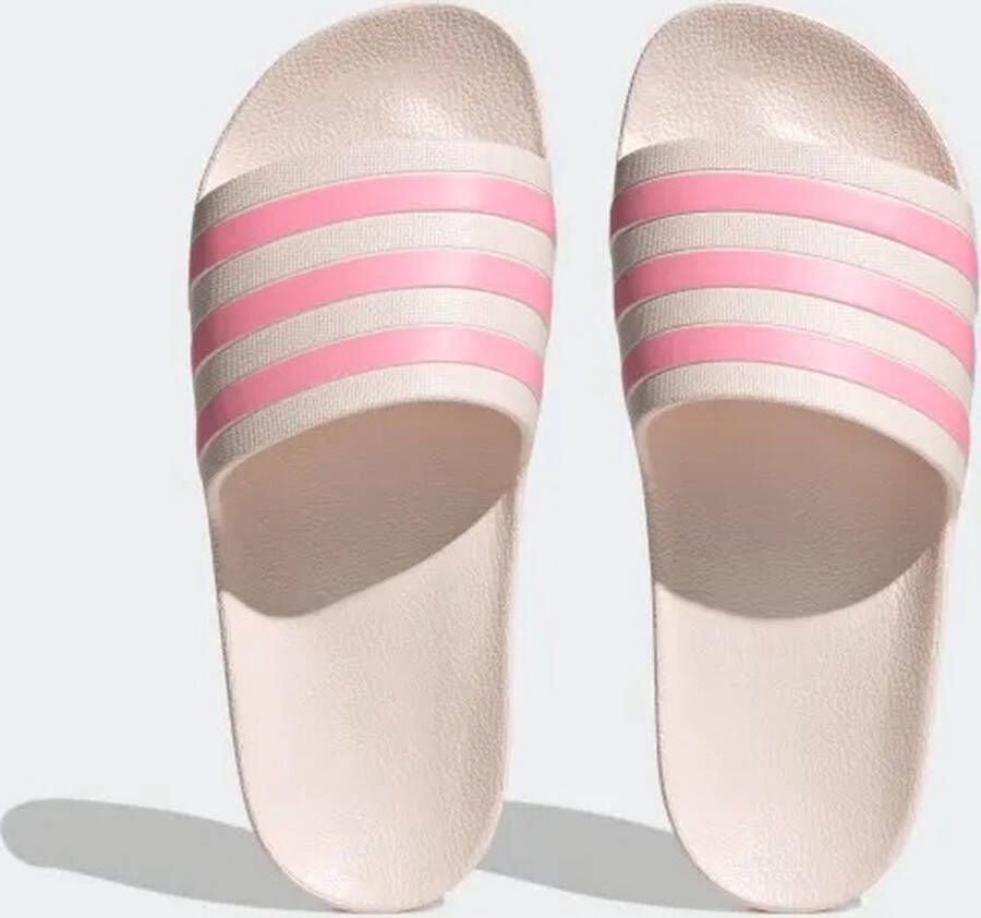 Adidas adilette Dames Slippers en Sandalen Roze Maat: 36 2 3 Mesh Synthetisch Foot Locker