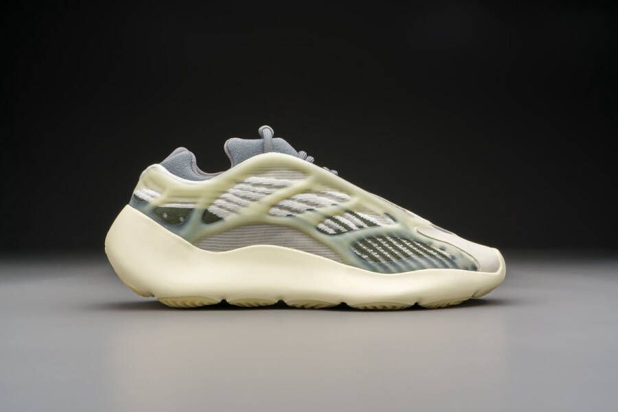 Adidas Yeezy 700 V3 Fade Salt ID1674 2 3 Kleur als op foto Schoenen