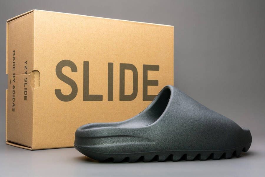Yeezy Comfortabele rubberen slippers in verschillende stijlen Black