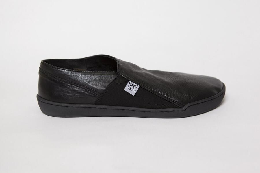 ADUUMAL DAOS Barefoot All Black