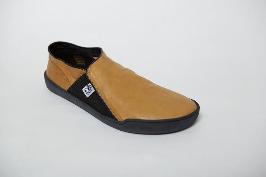 ADUUMAL DAOS Barefoot Cognac