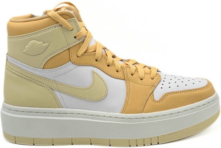 Jordan WMNS Air 1 Elevate High Air 1 in goud formaten: 36.5