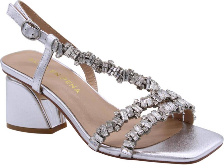 Alma EN Pena Stijlvolle Sandalen met Penzale Detail