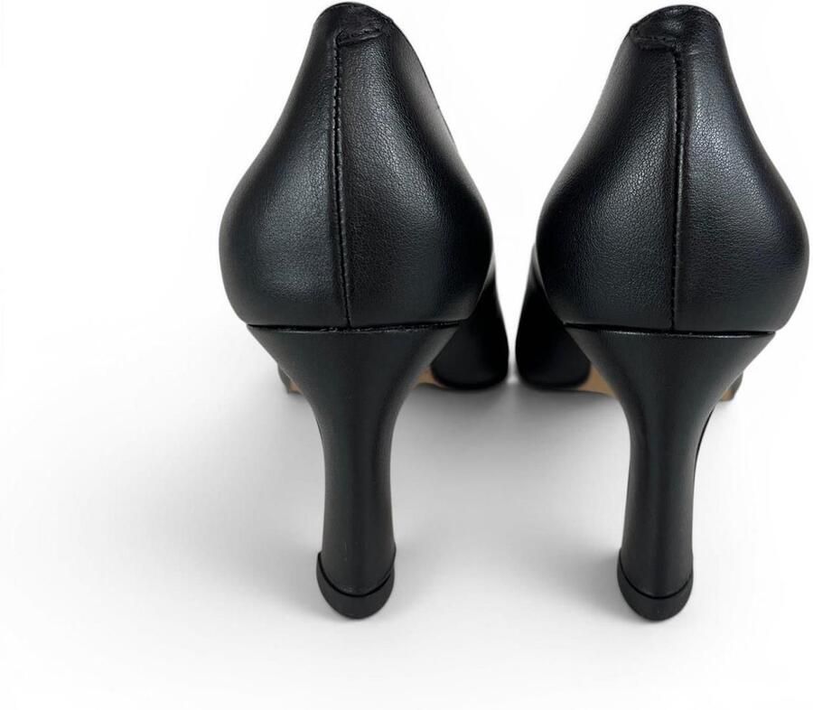 Angel Alarcon PUMP 25552