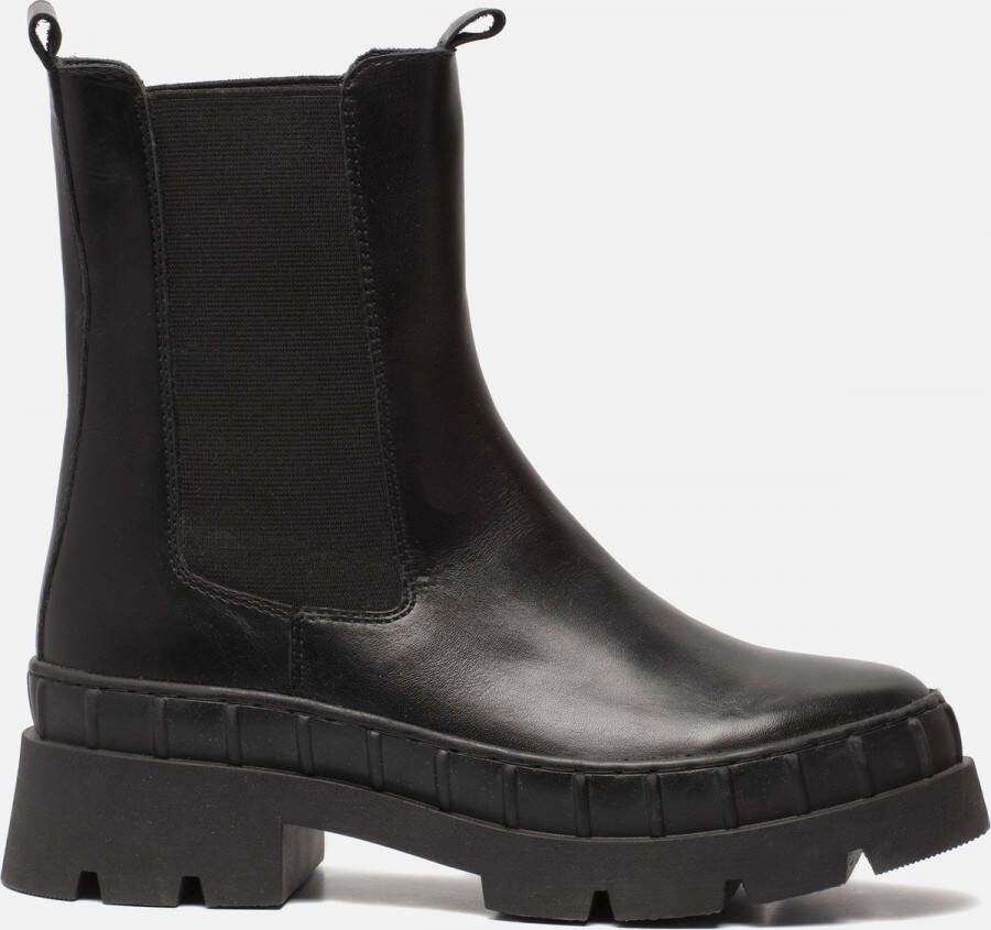 ann rocks chelsea boots