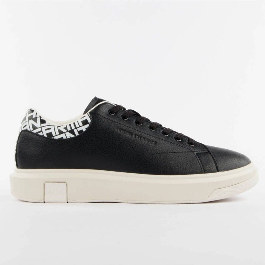 Armani Exchange Zwarte Leren Sneakers Vetersluiting Stijl Black Heren