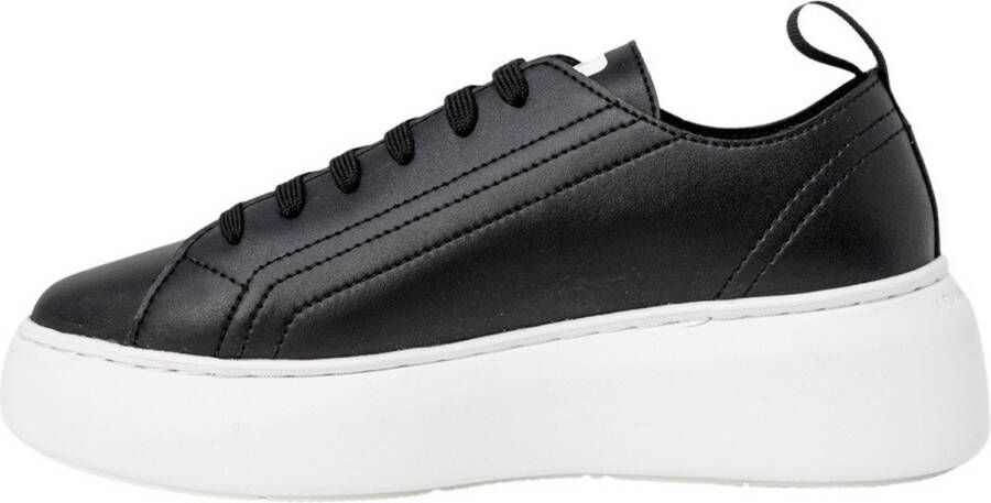 Armani Exchange Zwarte Sneakers met Flatform Zool Zwart Dames