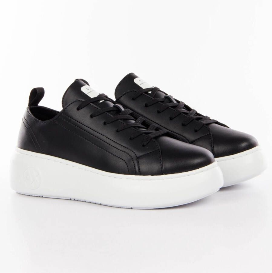 Armani Exchange Zwarte Sneakers met Flatform Zool Zwart Dames