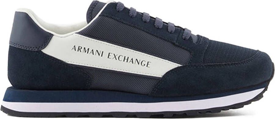 Emporio Armani Stijlvolle Sneakers voor Mannen Blue Heren