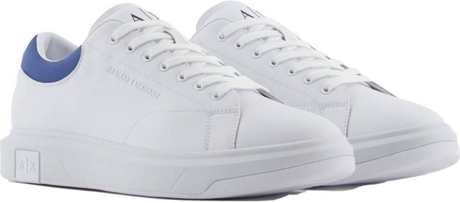 Armani Exchange Witte Leren Sneakers Stijlvol Comfort