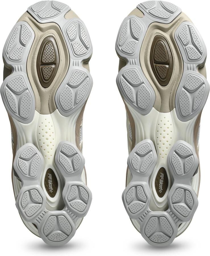 ASICS Gel-Kinetic Fluent Sneakers White Marzipan Wit Beige Gel-Kinetic Lifestyle Unisex