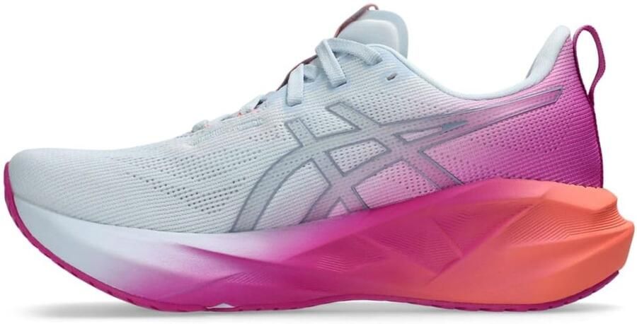 ASICS Novablast 5 WS Hardloopschoenen hemelsblauw digitale sakura