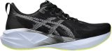 ASICS novablast 5 in de kleur zwart - Zwart