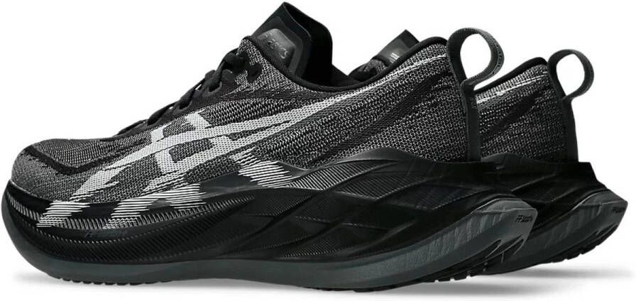 ASICS Superblast 2. Hardloopschoenen. Unisex Zwart Wit