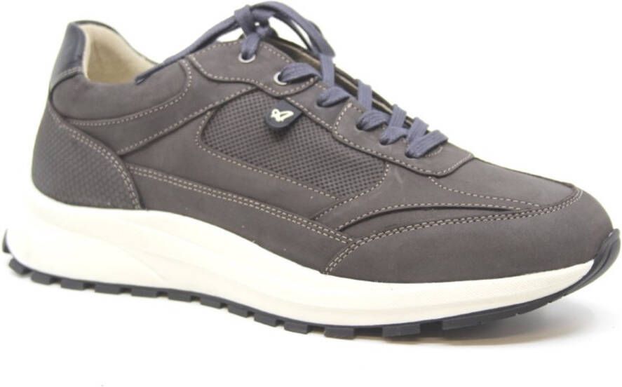 Australian Mazzerato grey nubuck Kleur Grijs)