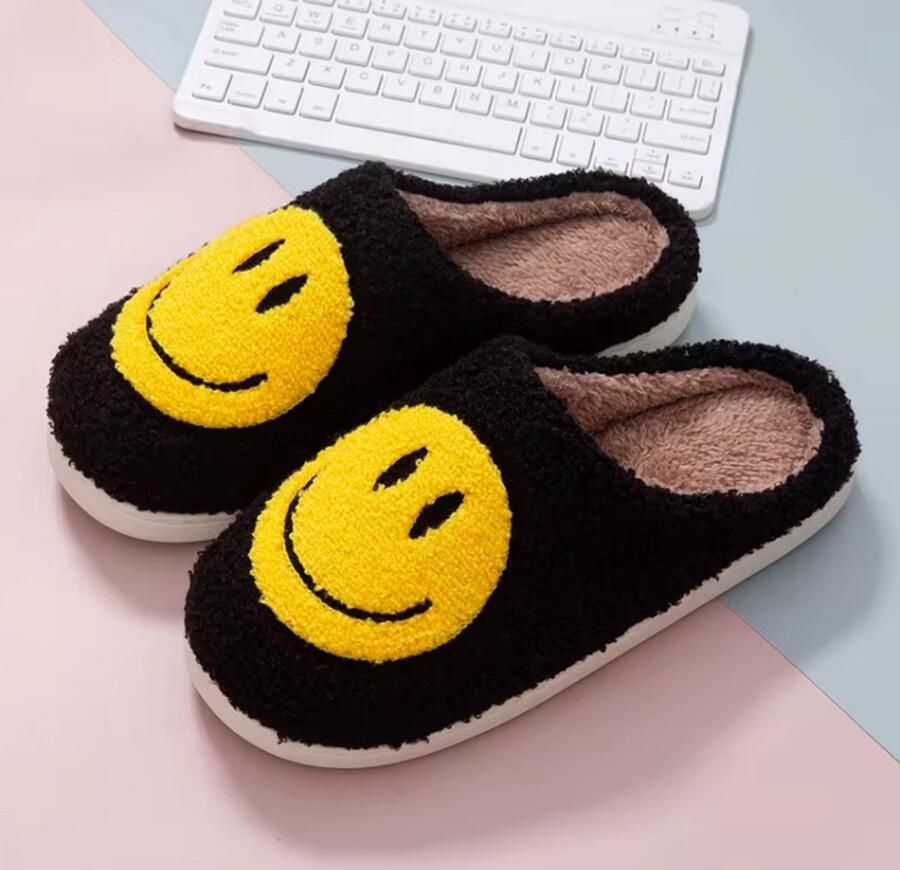 Baby-slofje.nl Smiley Pantoffels van Baby-Slofje Smiley Sloffen Pantoffels Sloffen instappers Kinderen Zwart
