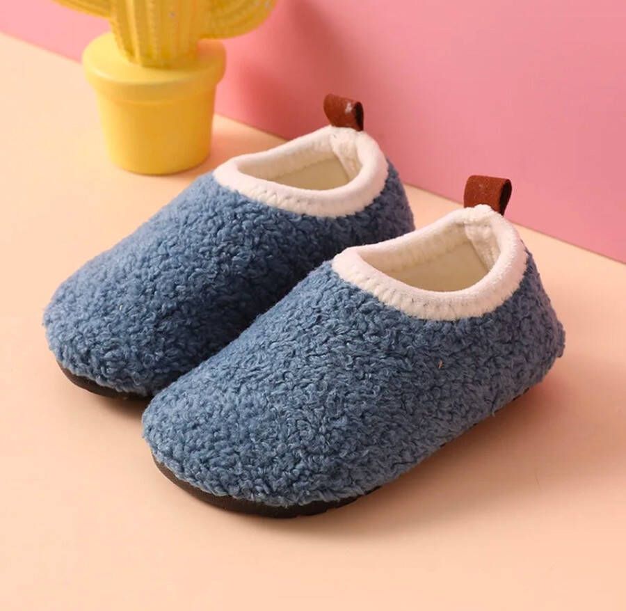 Baby-slofje.nl Kindersloffen van Baby-Slofje Sloffen Kinderen Pantoffels Blauw Anti slipzool warme voeten warme sloffen voor kinderen