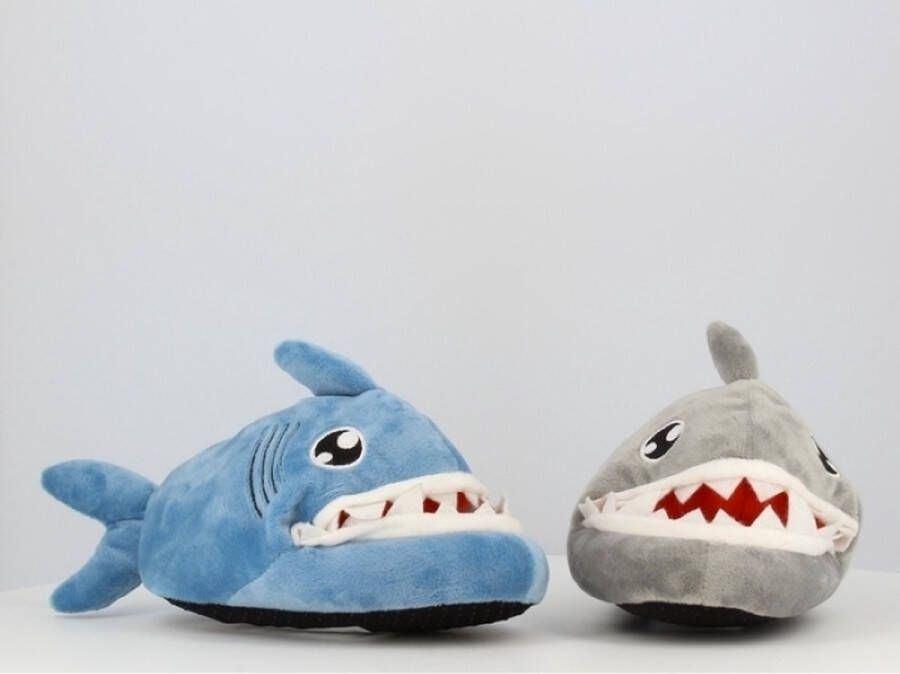 BBS Hippe en leuke kinder pantoffels in de vorm van een piranha zeer zacht fun factor instap in de mond voor en blauw